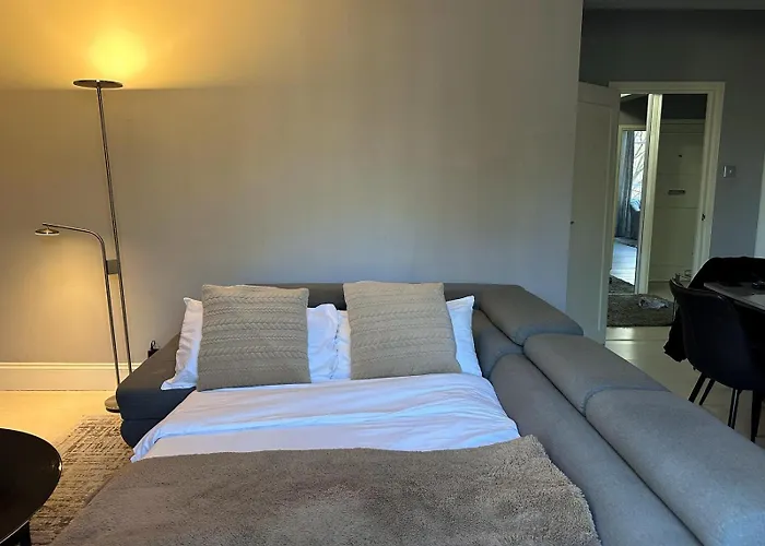 Exceptional Spacious City Apartment
